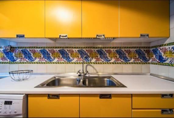 Apartamento En Un Dormitorio En Plaza Alfaro Sevilla Eksteriør bilde