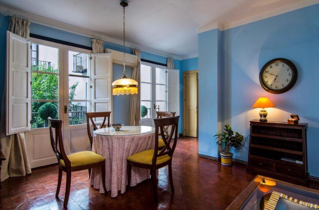 Apartamento En Un Dormitorio En Plaza Alfaro Sevilla Eksteriør bilde